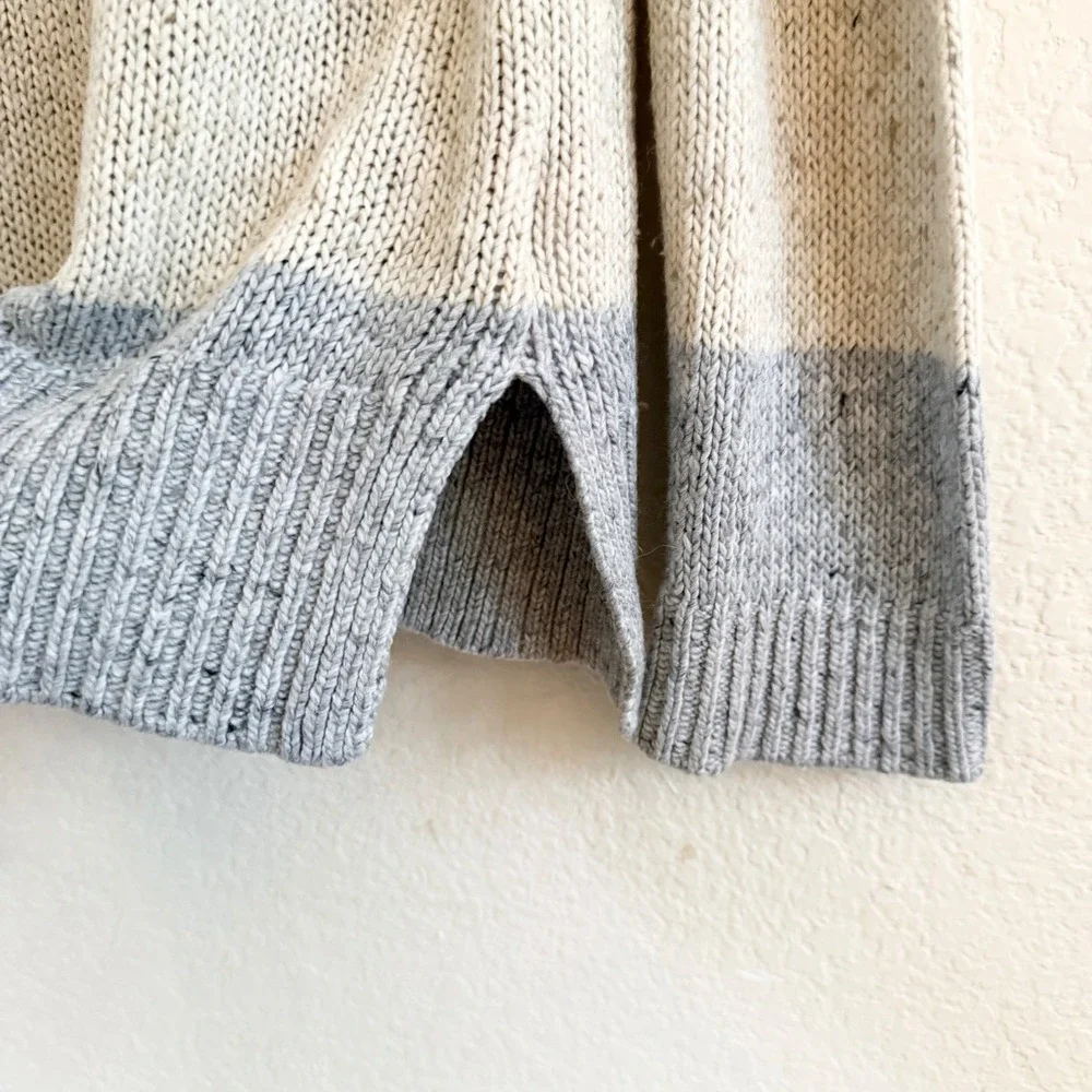 Banana Republic Mens Striped Wool Blend Crew‎ Neck Sweater Gray Tan Medium